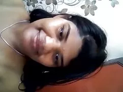 एक पिंजरे में कार्रव ...