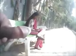 युवा बीवीआर के साथ स ...