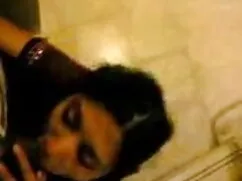 कमाल है बस्टी रेडहेड ...