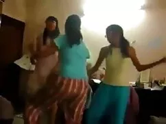 क्यूट सेक्स फिल्म हि ...