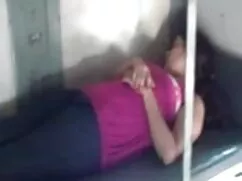 सेक्सी कपड़े प्यार स ...