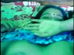 दादी हेड # 36 कार मे ...
