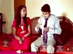स्नान में हिंदी वीडि ...