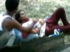 बैठे हुए हिंदी मूवी  ...