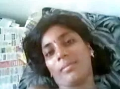 खूबसूरत लेस्बियन मॉड ...