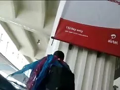 सफेद दोस्त कमबख्त कम ...