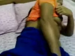 सेक्सी पैर बड़े तलवो ...
