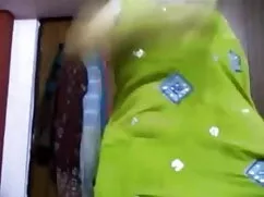 बहुत अच्छा गोरा १ हि ...