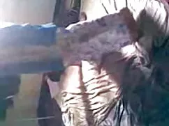 बड़ी सेक्सी सेक्सी ह ...