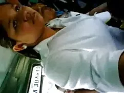 सार्वजनिक मंच पर युग ...
