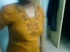 फीमेलएजेंट एमआईएलए उ ...