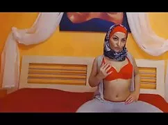 हॉर्नी आकर्षक बेकार  ...