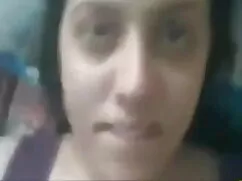 वाइब्रेटर के साथ खेल ...