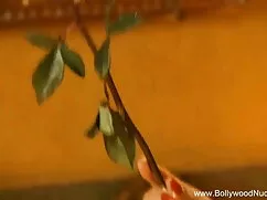 शीर्षासन सेक्सी वीडि ...