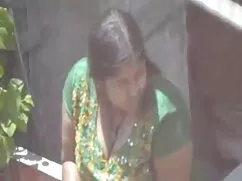 सुंदर श्यामला प्रेमि ...