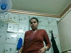 गर्म श्यामला के लिए  ...