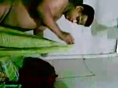 स्ट्रैपोन सेक्स की म ...